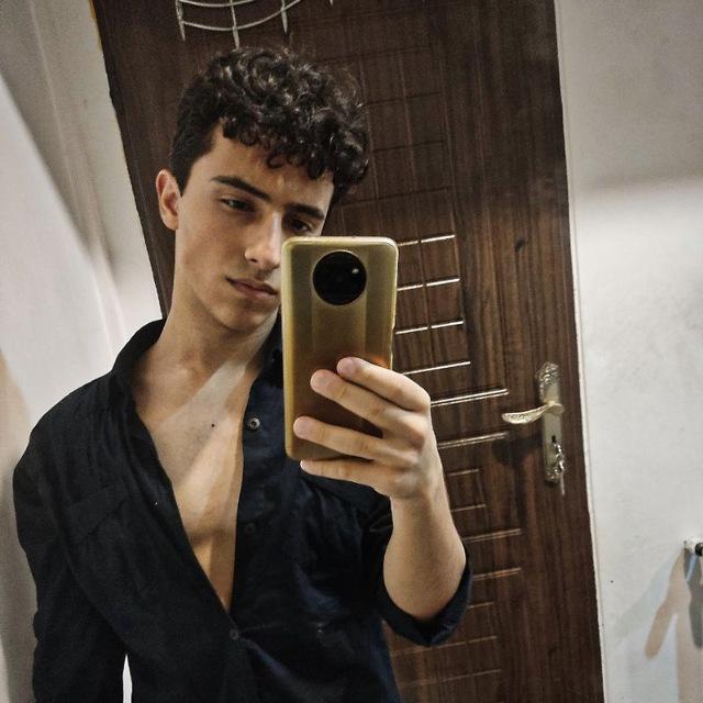 Reza's Profile Picture In GameUP